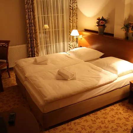 招待所 Dworek Nad Stawem Wodzisław Śląski